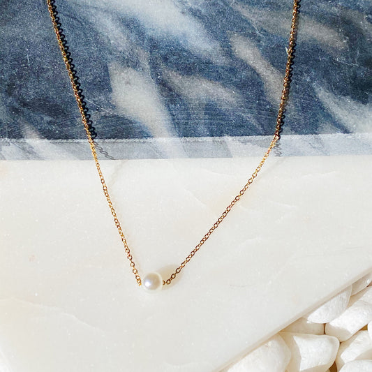 Dainty Single Pearl Necklace